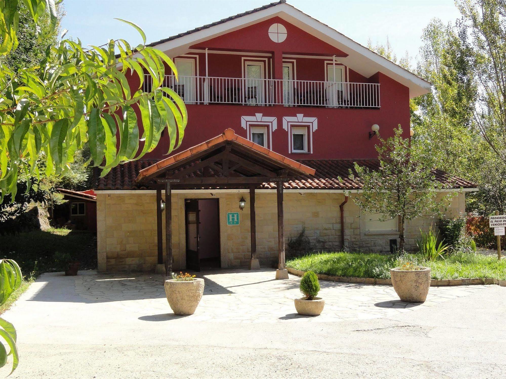 Hotel Azabache Susierra Cangas de Onís Exterior photo